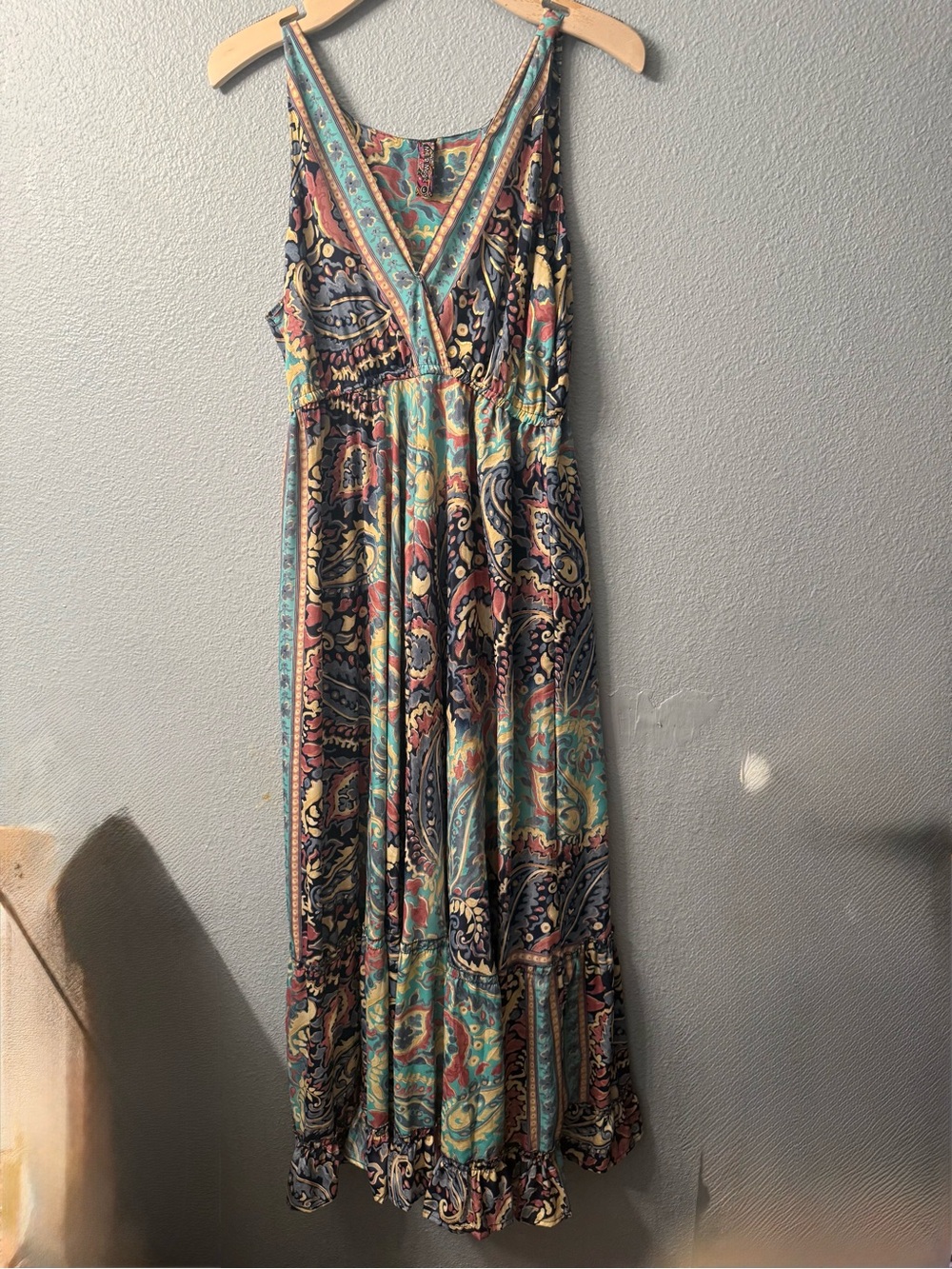 Anthropologie dress Me 2 magic Paisley Print Sleeveless V-Neck Maxi